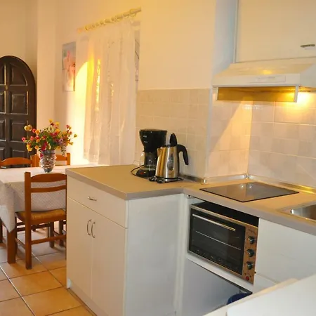 Apartment With Pool Maria On Agios Gordios Agios Gordios (Corfu)