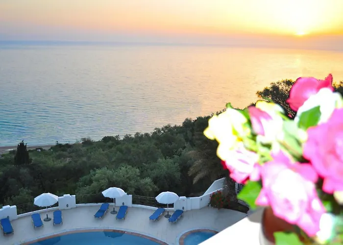 With Pool Maria On Agios Gordios شقة آغيوس غوذيوس